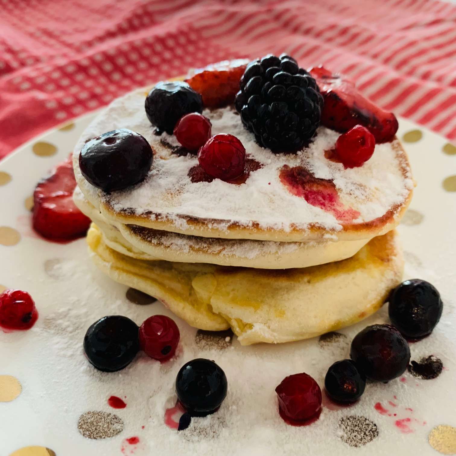 #Pannenkoeken
#Pannenkoekendag
#Ontbijt
#LekkerEten
#Mamablog
#Recepten
#GezondEten
#KidsFood
#FamilieTradities
#VoedzaamOntbijt
#CreatiefKoken
#KidsFriendly
#MamaKok
#Smakelijk
#PannenkoekenTips
#OntbijtIdeeen
#EtenMetKinderen
#TraditioneelEten
#Homemade
#KeukenCreaties